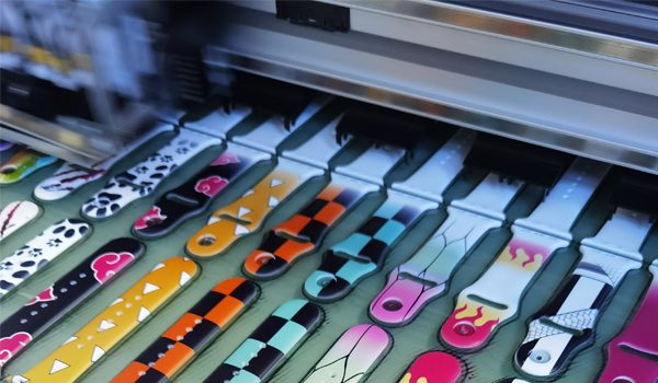 Digital color printing on silicone product Digital color printing on silicone product