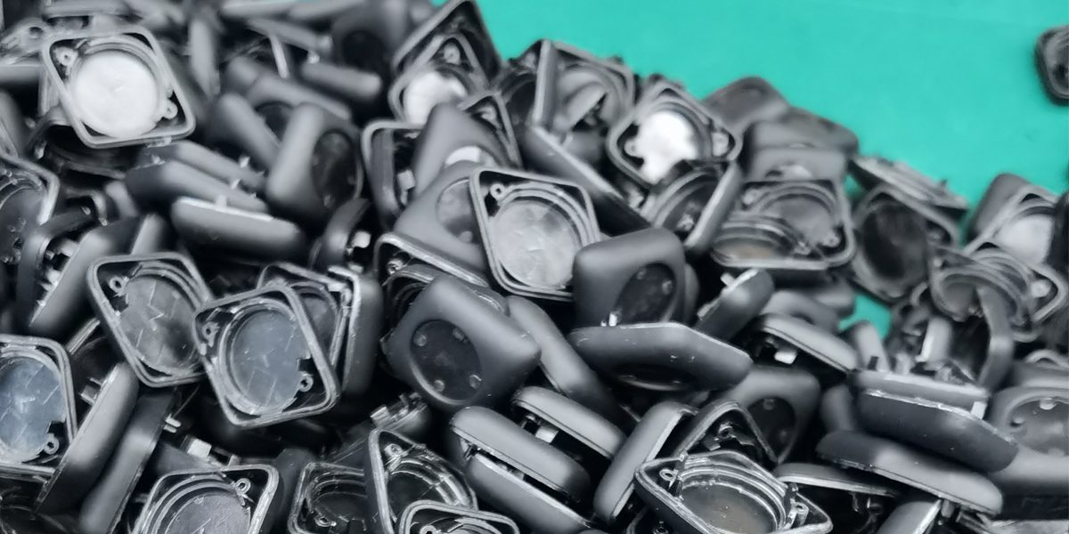 silicone rubber to plastic bonding